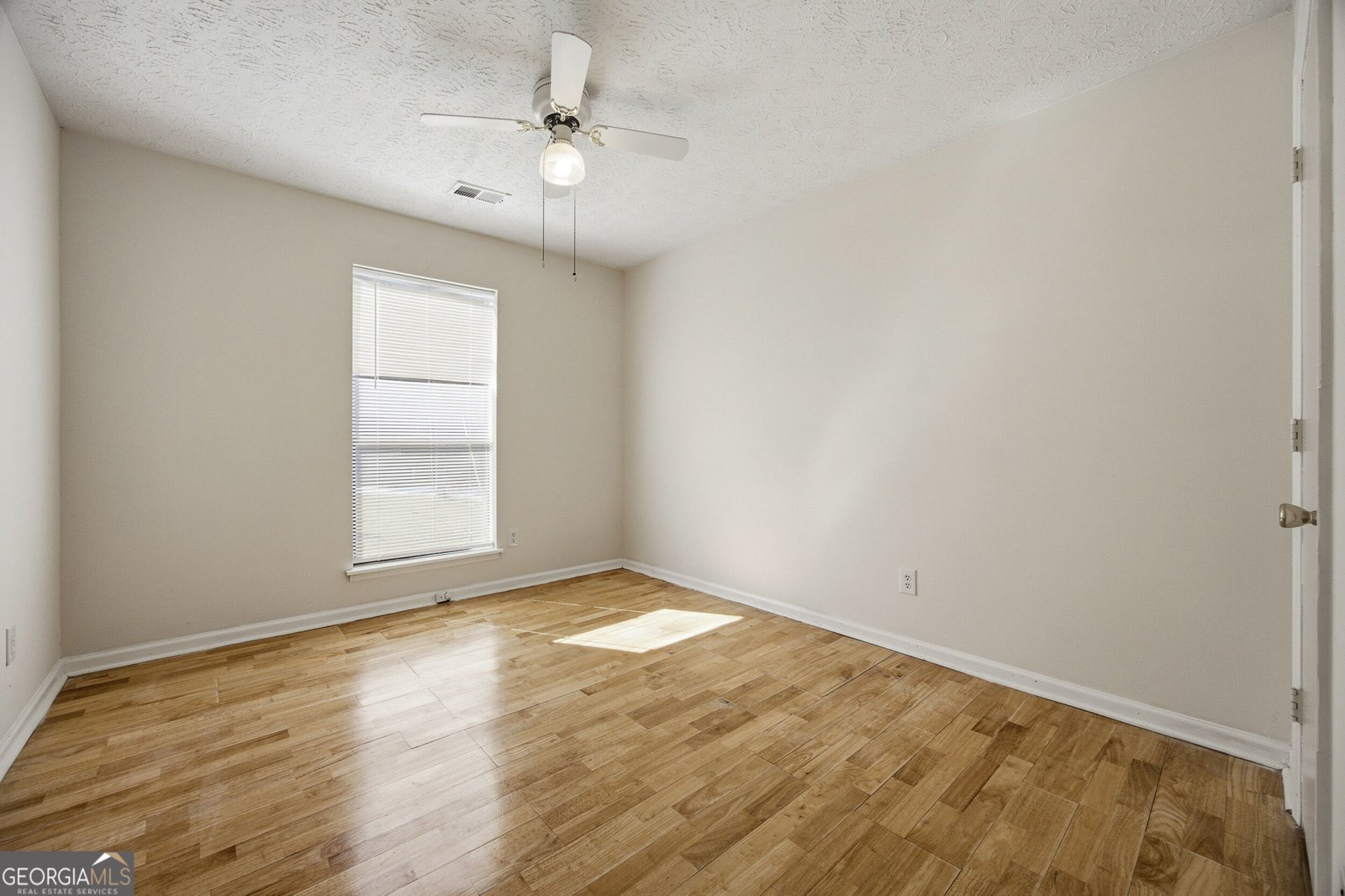 7029 Hania Drive Fairburn - Photo 12