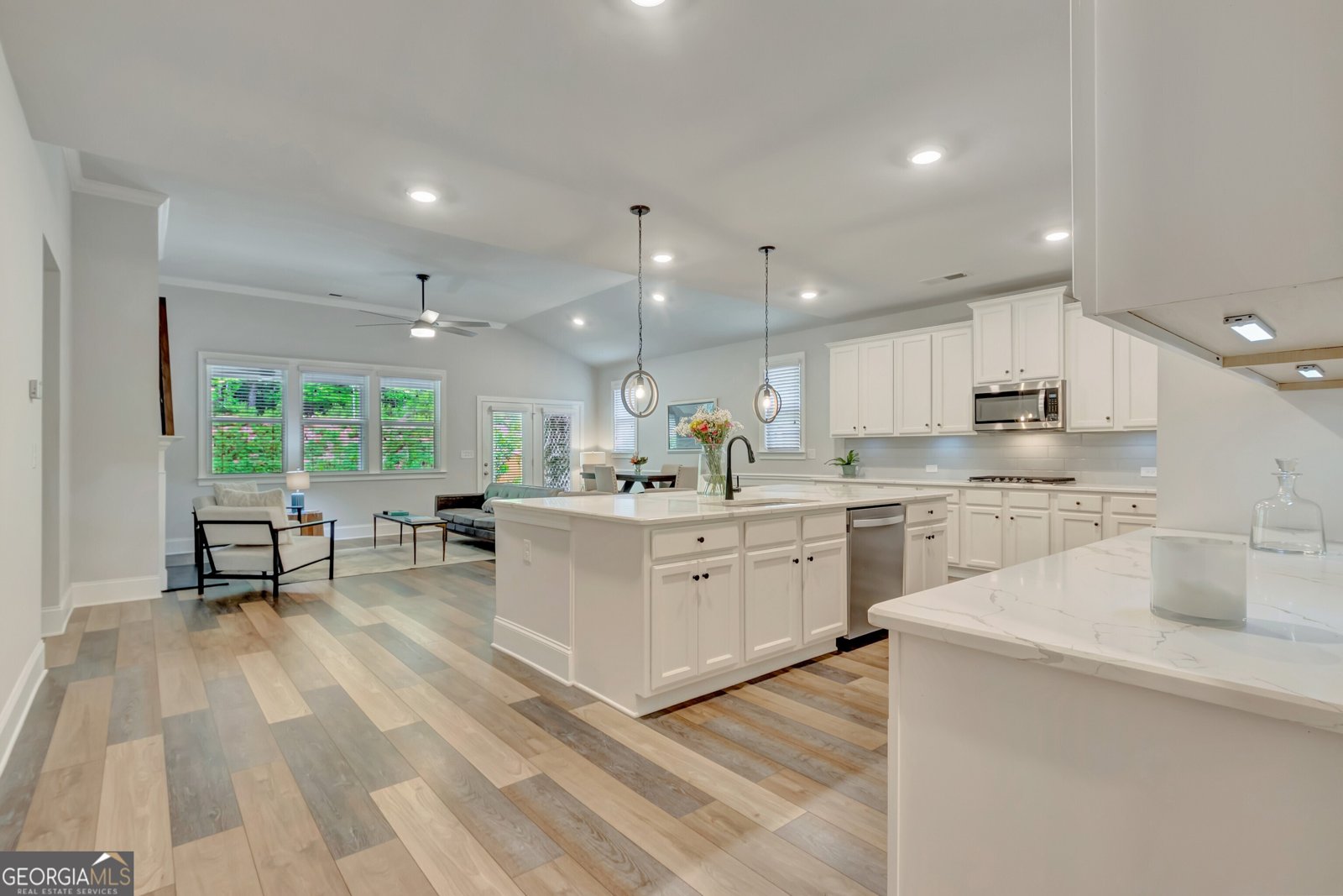 114 Vivian Lane Peachtree City - Photo 10