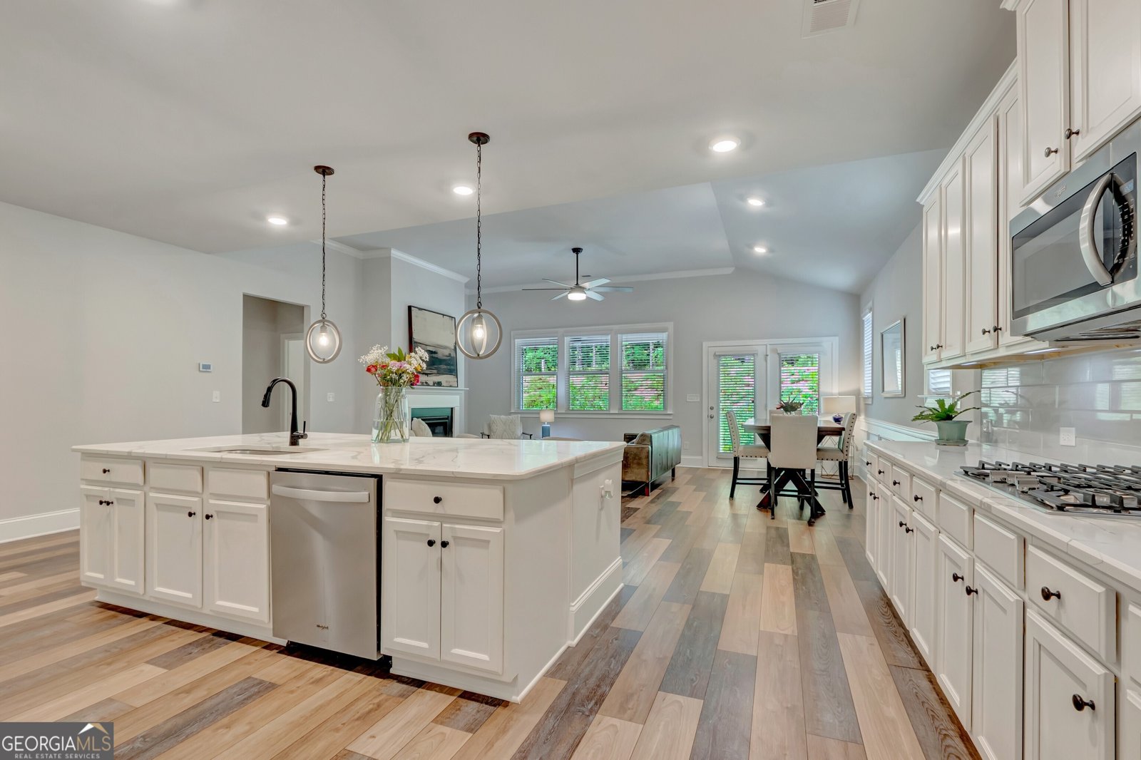 114 Vivian Lane Peachtree City - Photo 11