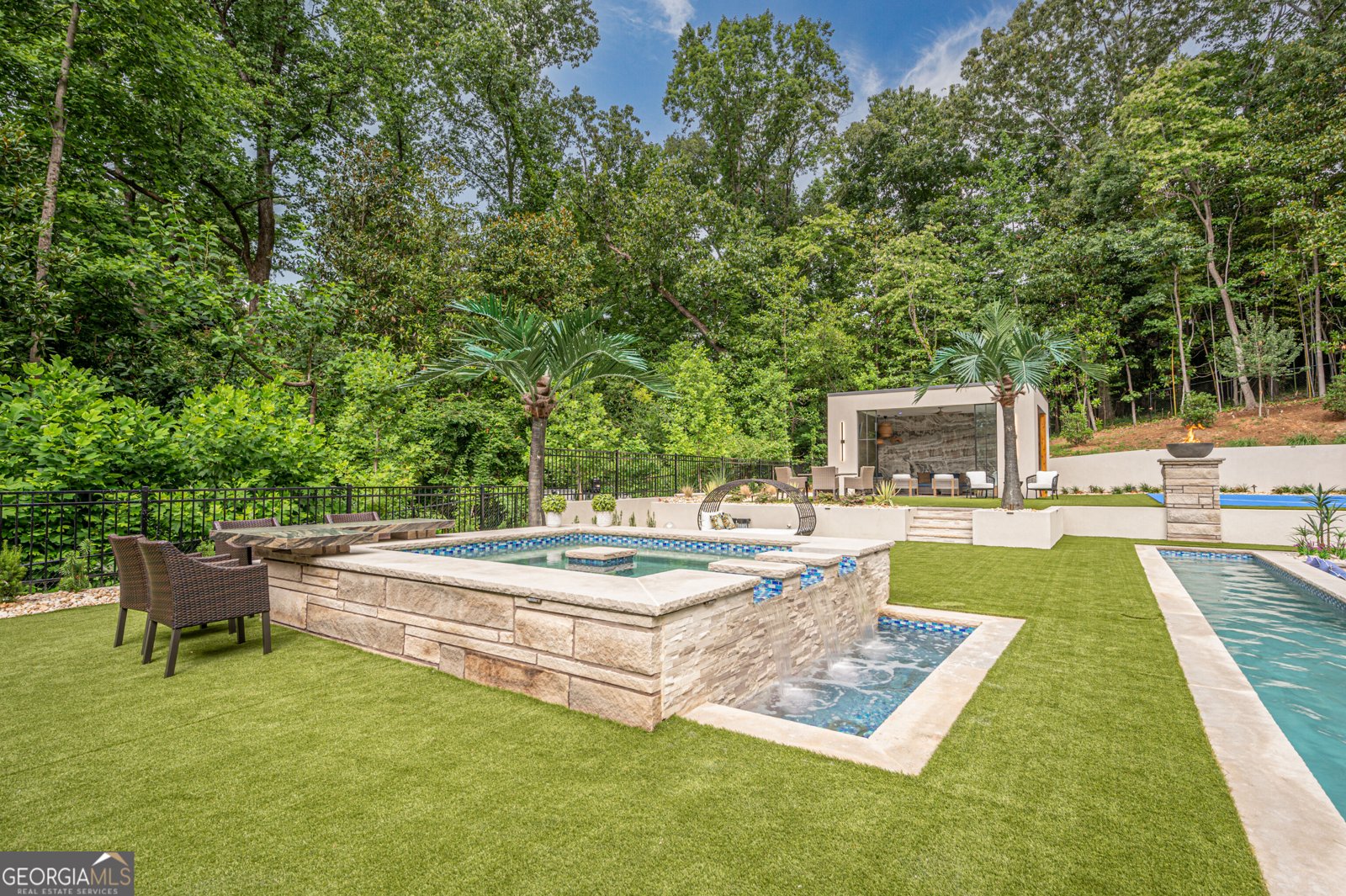 1090 Kingston Drive Sandy Springs - Photo 4