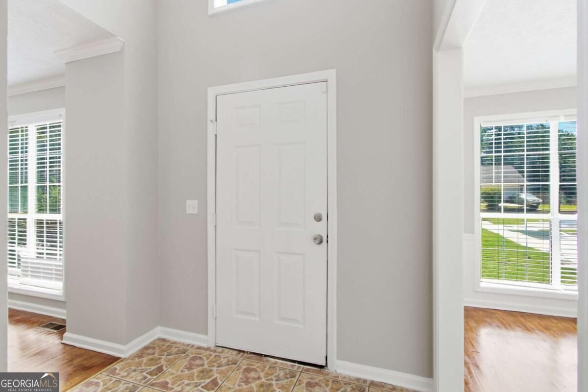 1922 Kevin Drive Conyers - Photo 9