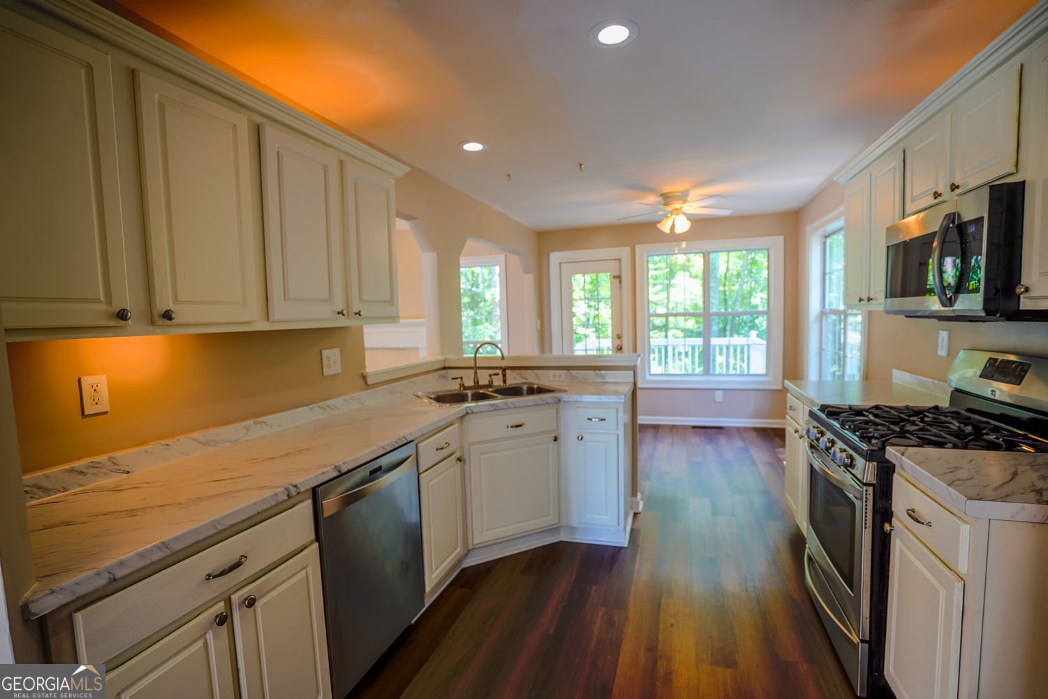4340 Mapleton Way Cumming - Photo 8