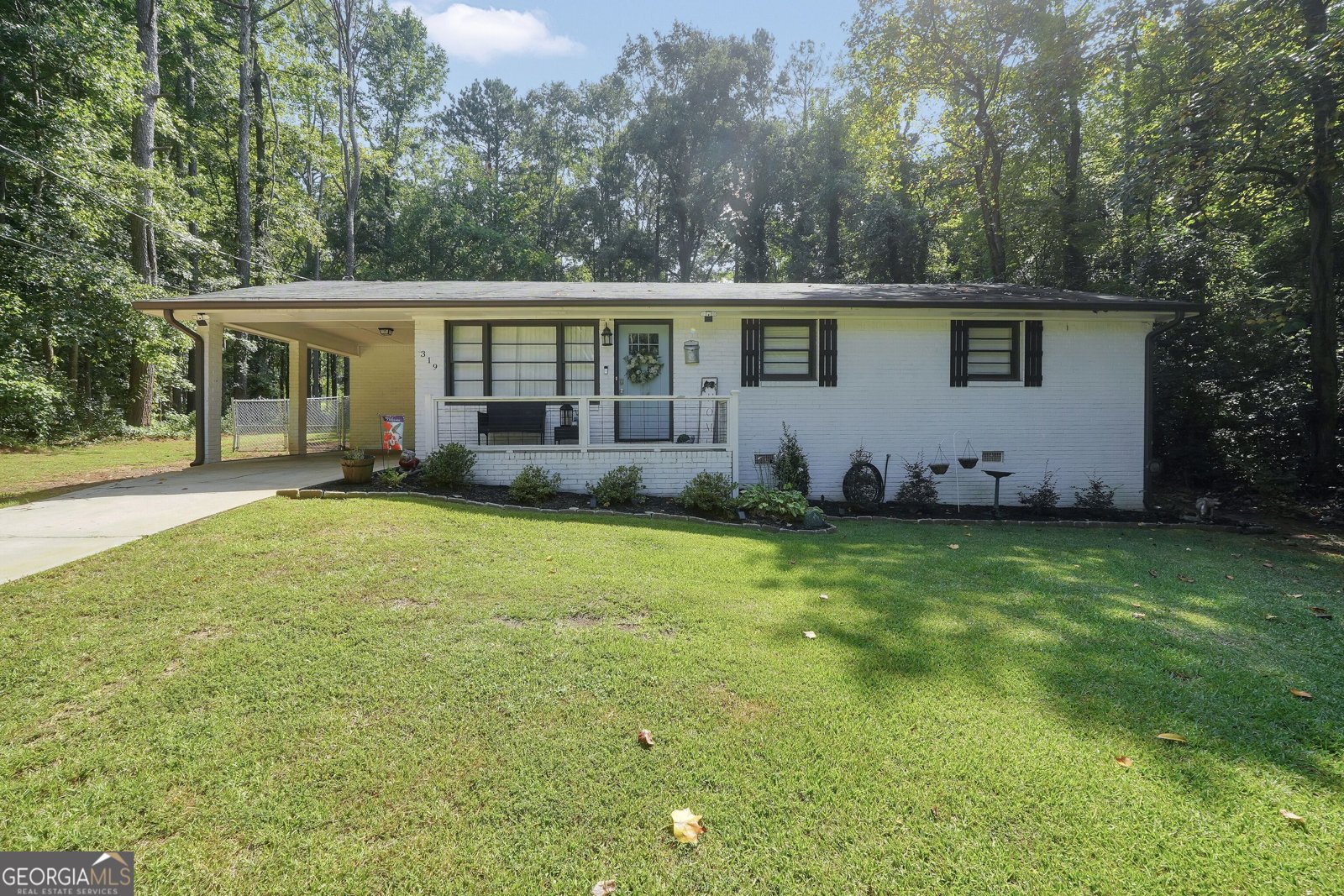 319 Elizabeth Lane Griffin - main photo