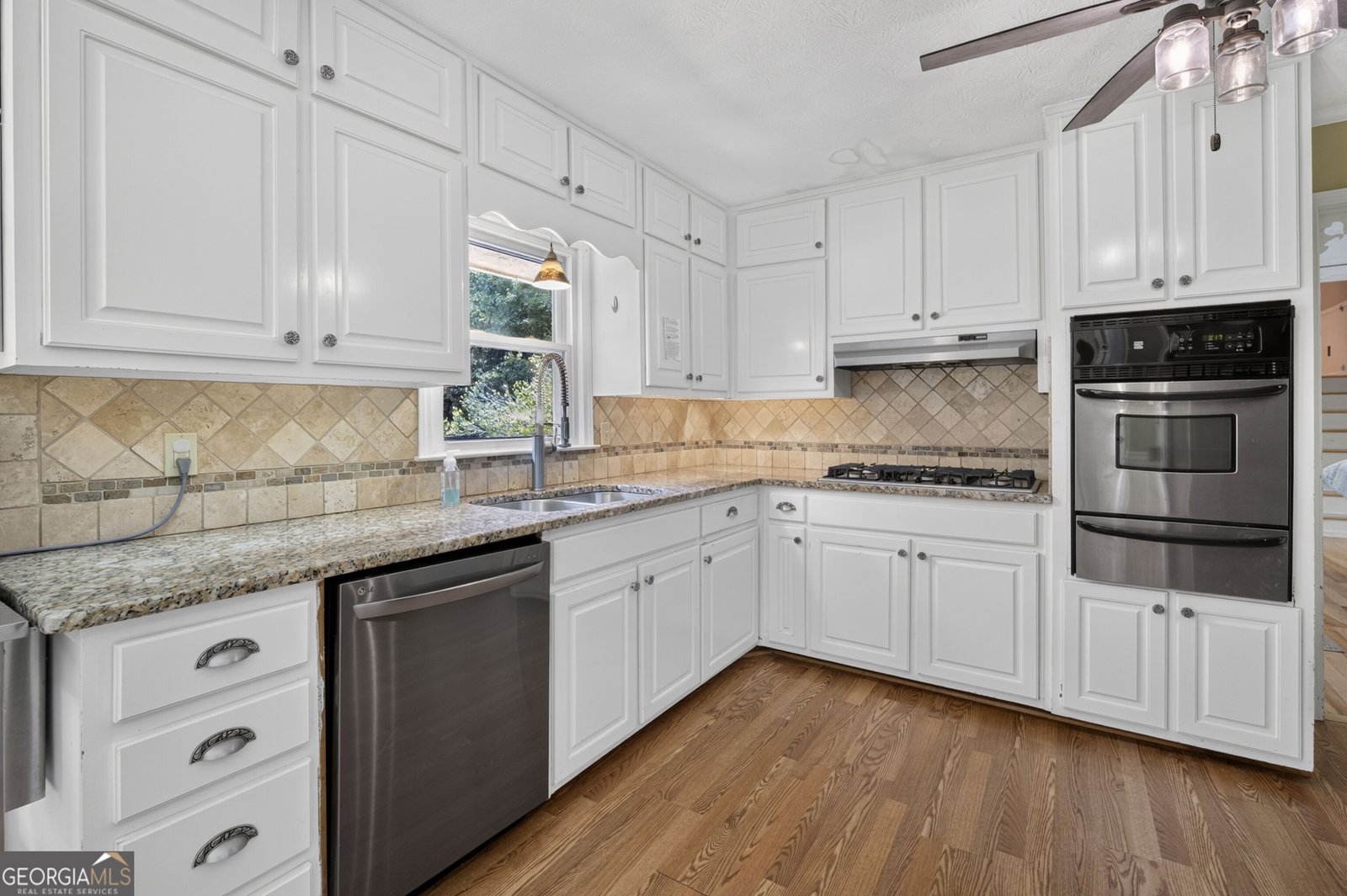 2197 Valley Creek Circle Snellville - Photo 13
