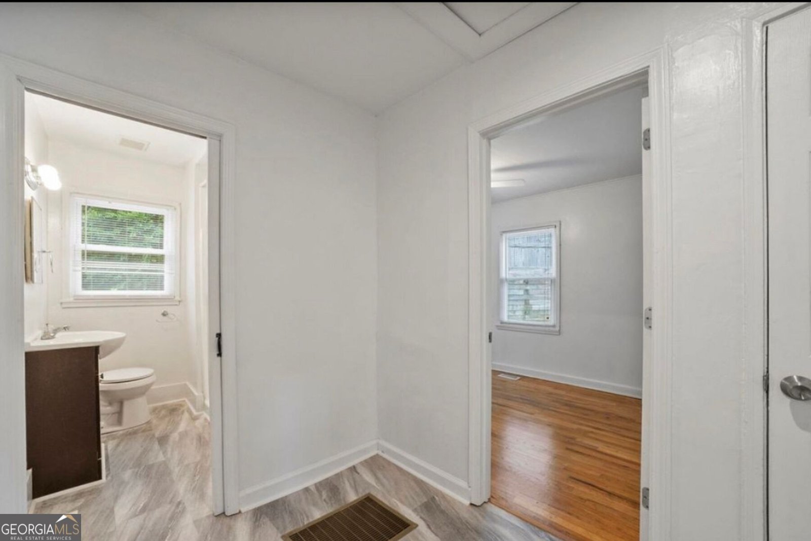182 184 Lakewood Drive Marietta - Photo 10