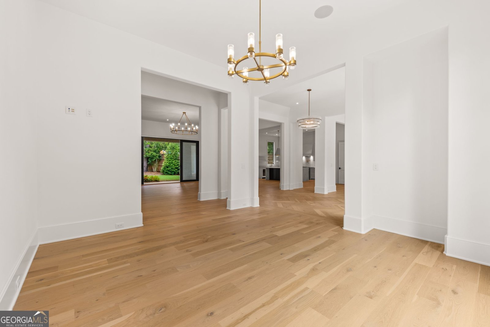 4550 Jolyn Place Sandy Springs - Photo 14