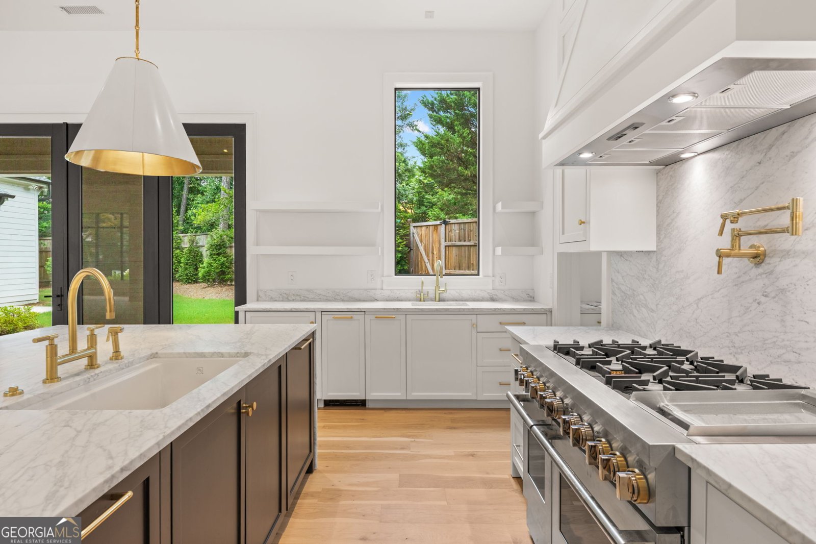 4550 Jolyn Place Sandy Springs - Photo 19