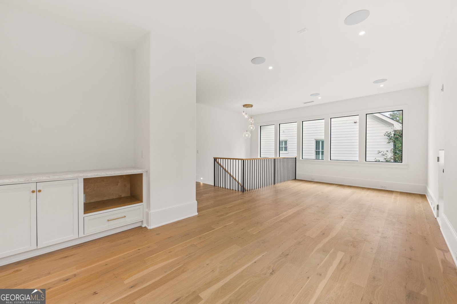 4550 Jolyn Place Sandy Springs - Photo 38