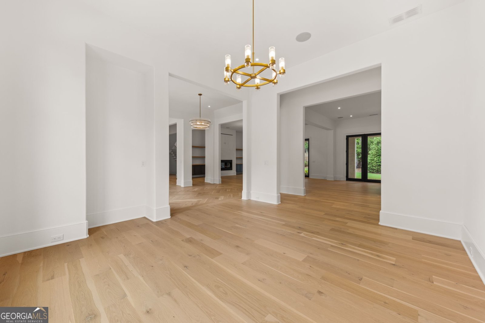 4550 Jolyn Place Sandy Springs - Photo 9