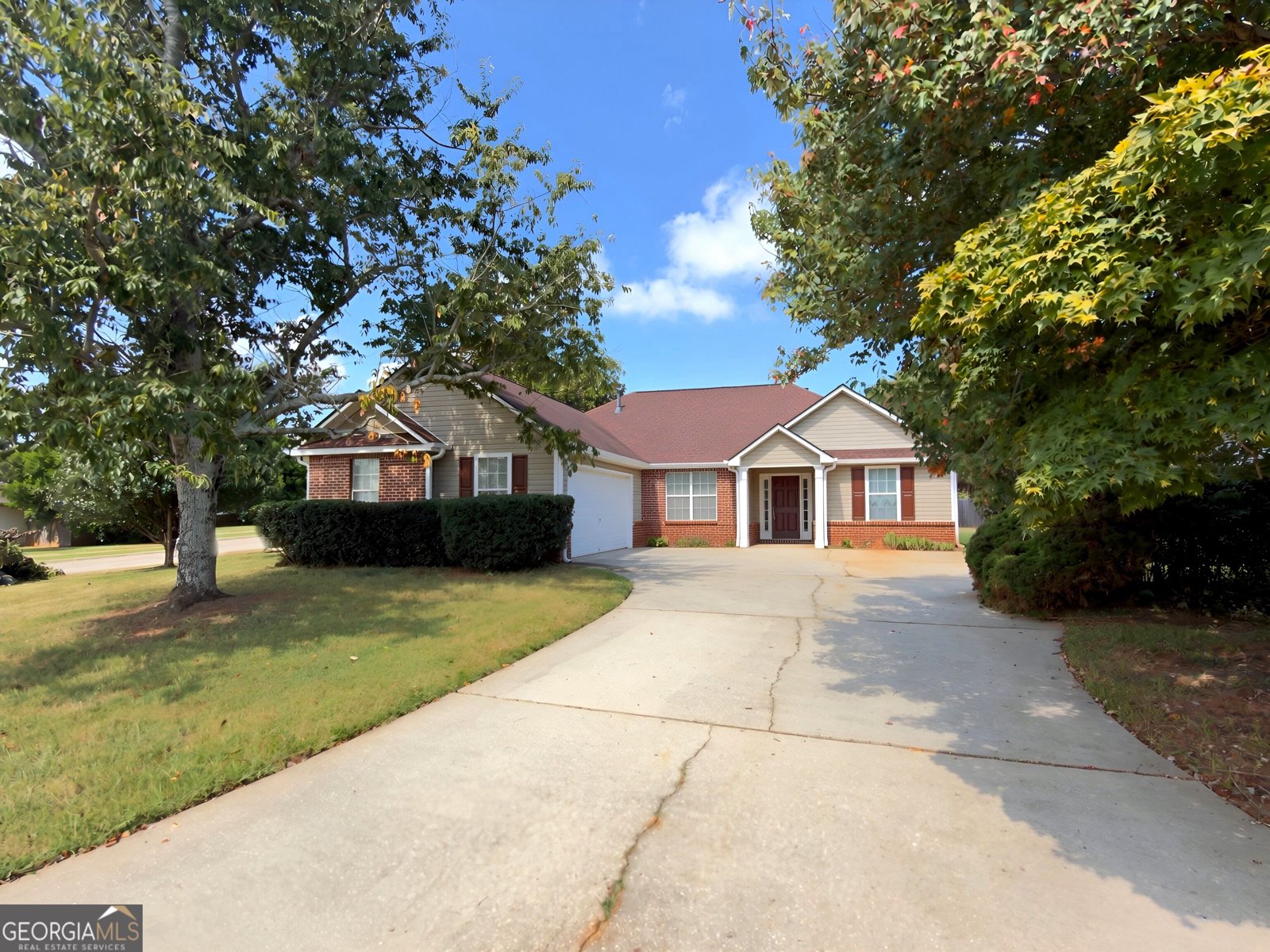 5075 Towne Park Drive McDonough - main photo