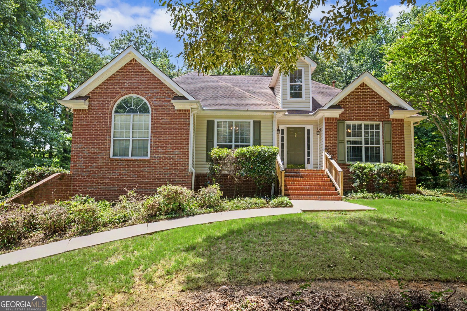 85 Woodstream Drive Newnan - main photo