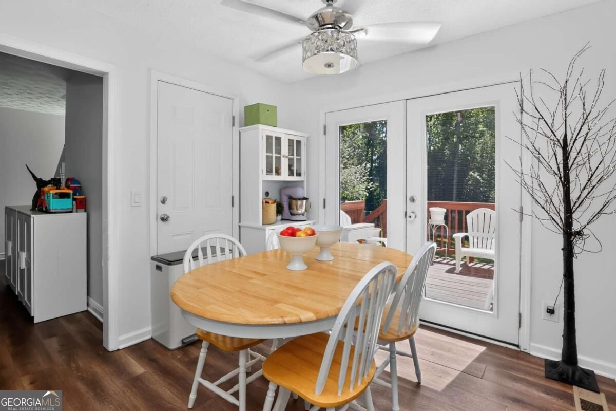 222 Valley Brook Drive Woodstock - Photo 8