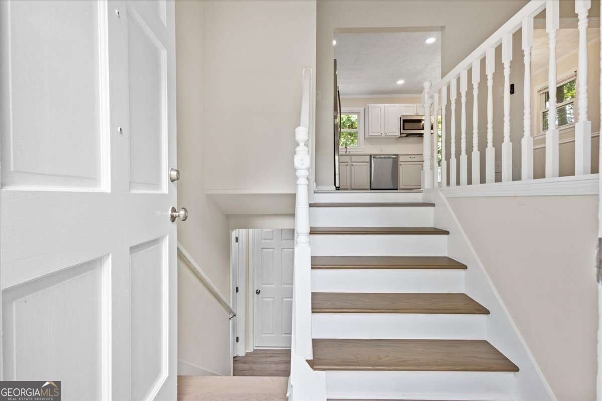 394 Burr Oak Court Lawrenceville - Photo 10