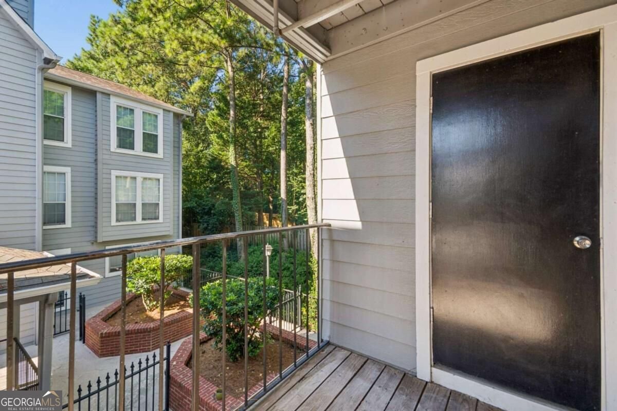 305 Granville Court Atlanta - Photo 17