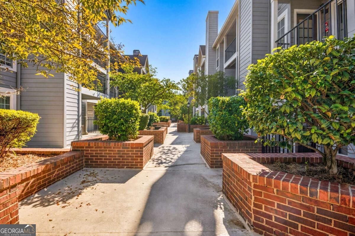 305 Granville Court Atlanta - Photo 24