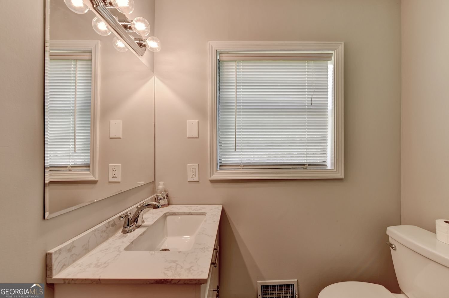 7470 Fields Drive Cumming - Photo 35