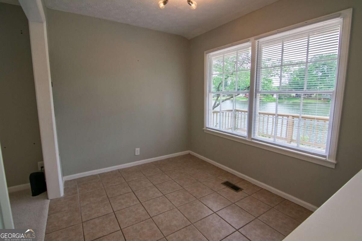 1671 West Pine Lake Drive West Point - Photo 11