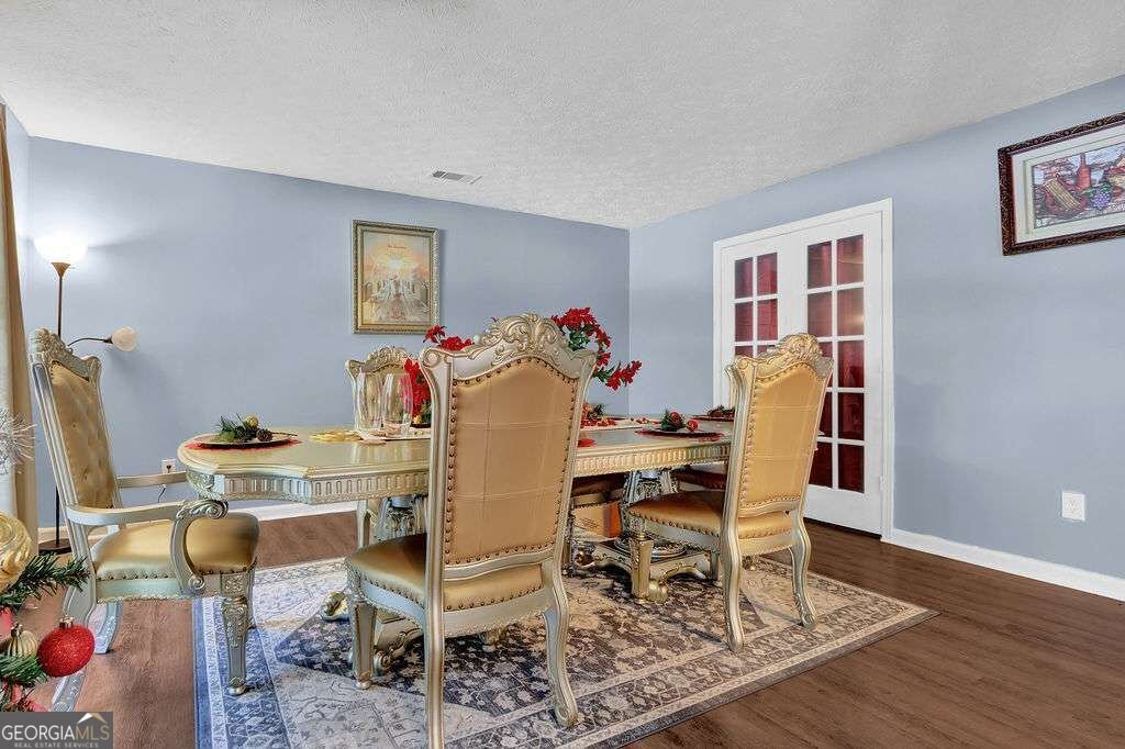 3245 Shady Woods Circle Lawrenceville - Photo 9