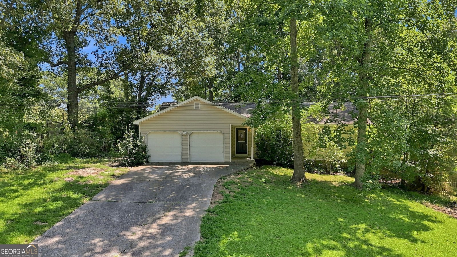 2313 Ivy Crest Drive Buford - main photo