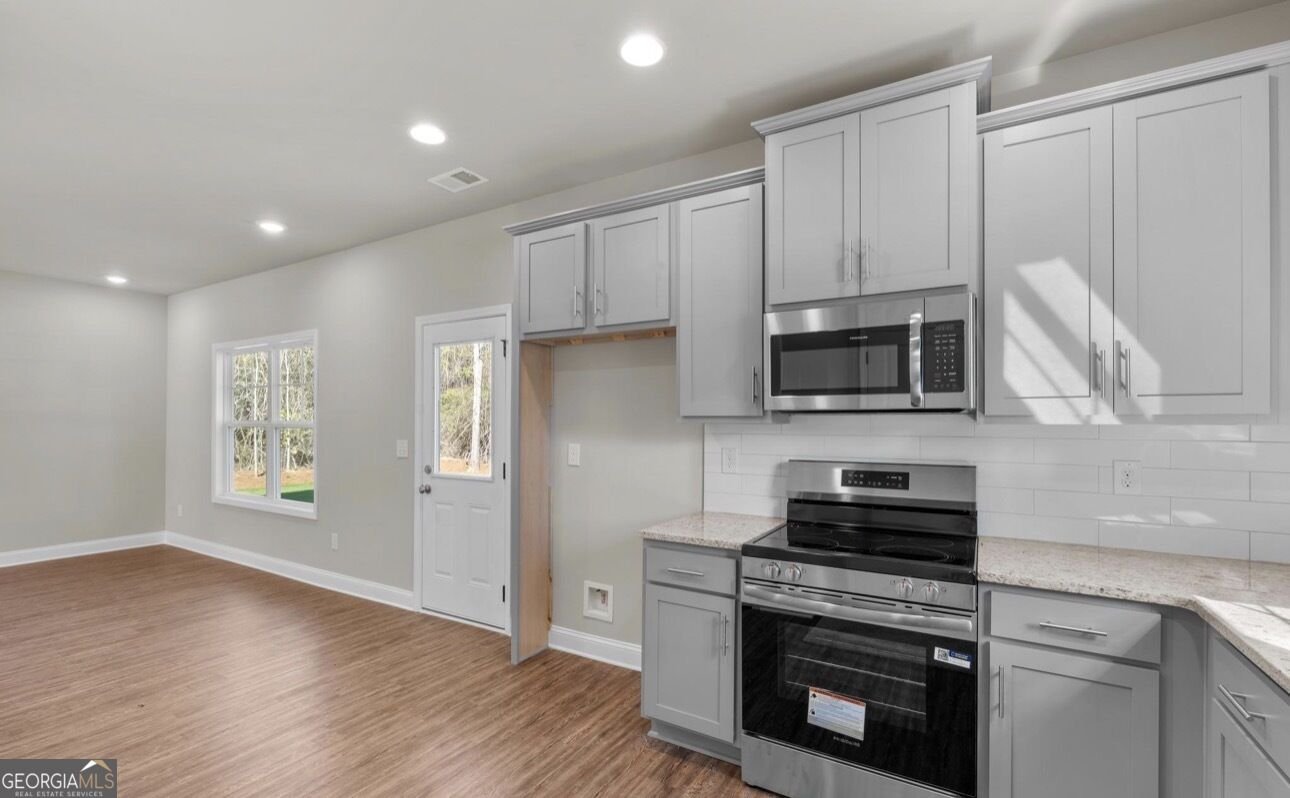 175 Pine St Woodbury - Photo 6