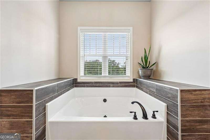 4060 Silverstone Drive Braselton - Photo 32
