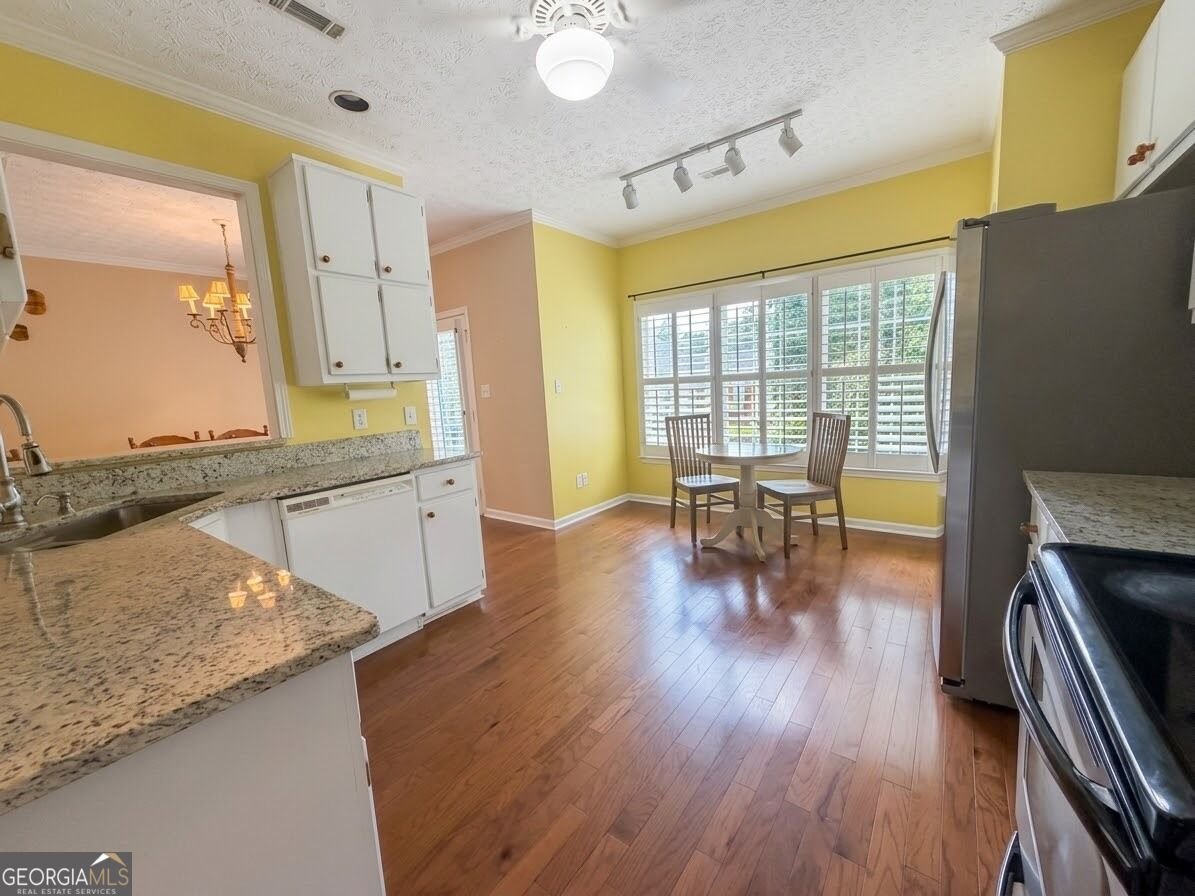 215 Brittany Chase Fayetteville - Photo 13
