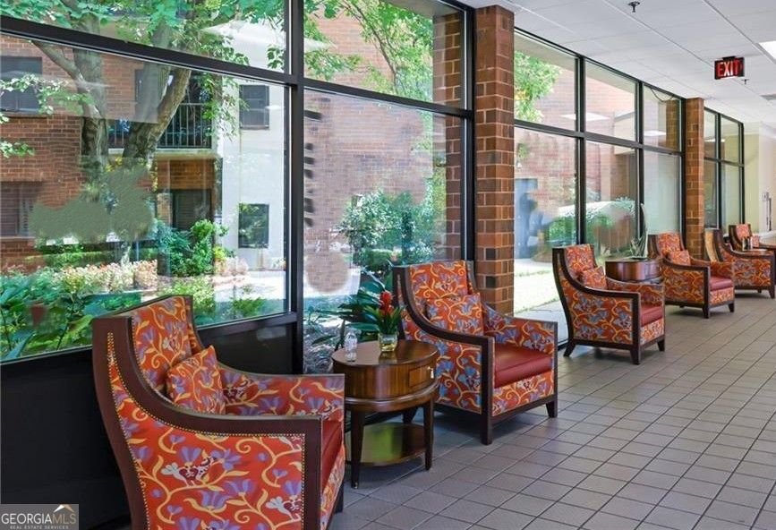 300 Johnson Ferry Rd, Road Sandy Springs - Photo 23