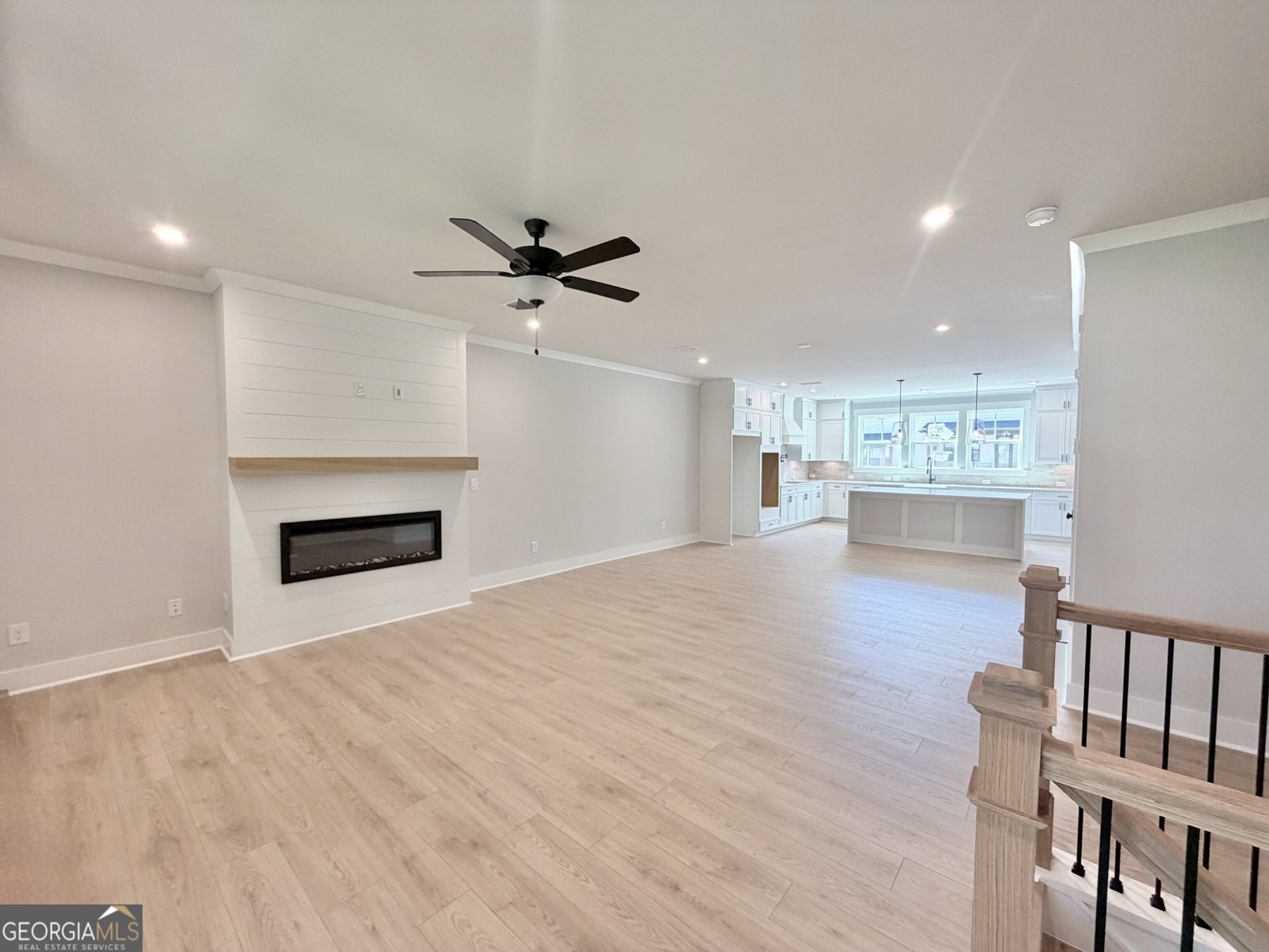 111 Bridgecrest Road Roswell - Photo 8