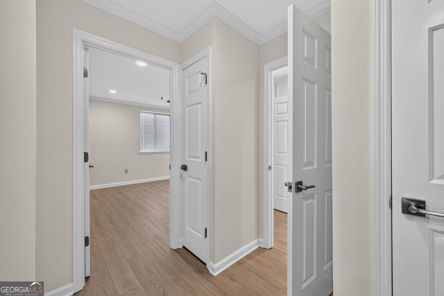 300 Johnson Ferry Rd, Road Sandy Springs - Photo 11