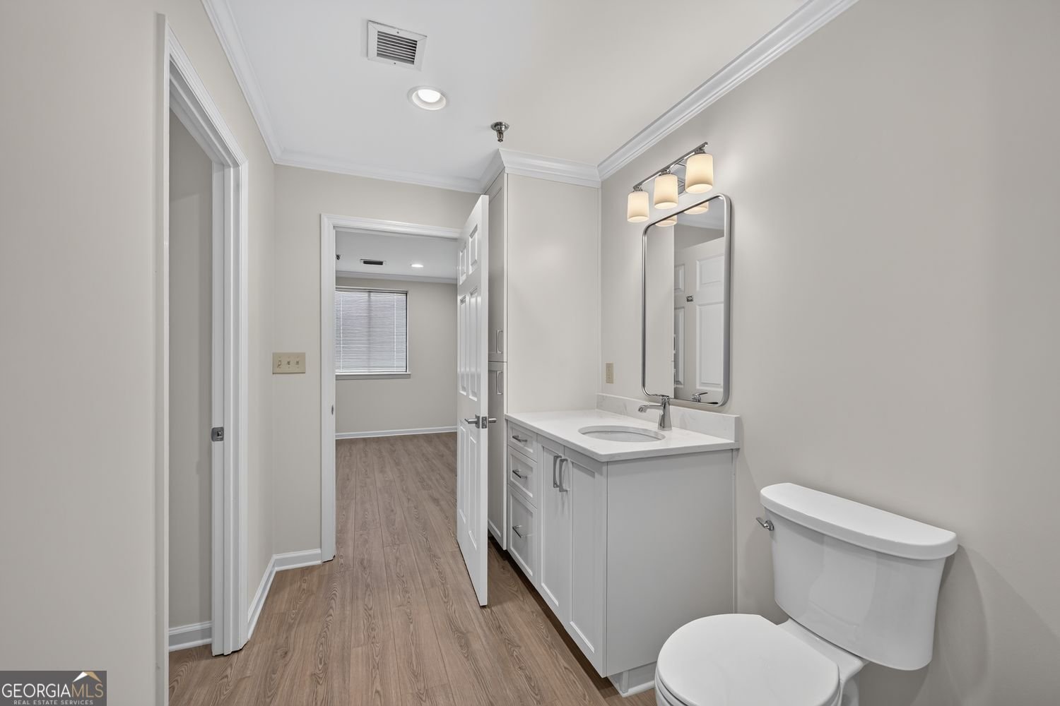 300 Johnson Ferry Rd, Road Sandy Springs - Photo 13