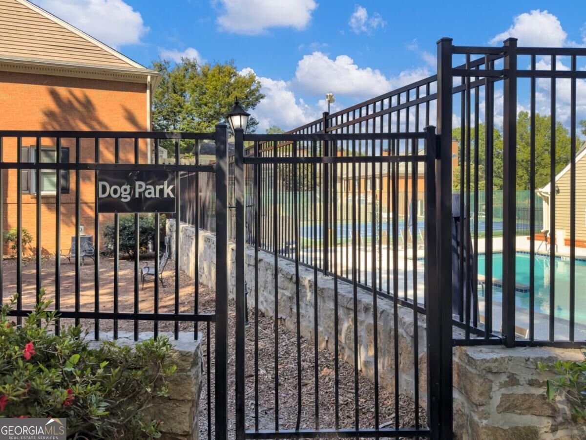 81 Mount Vernon Circle Sandy Springs - Photo 48