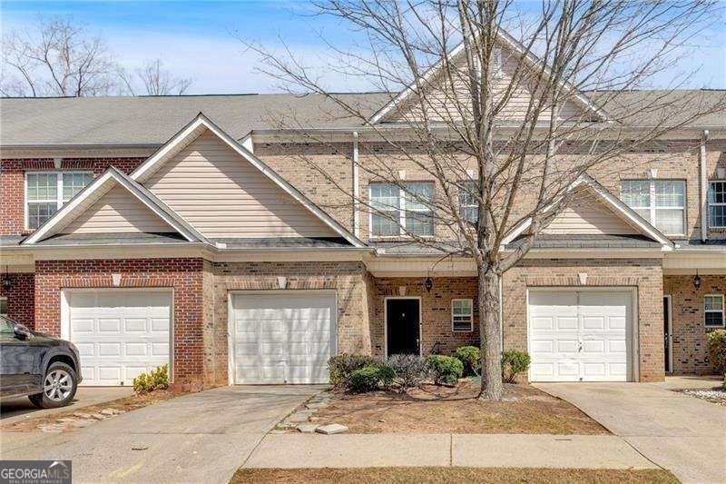 2555 Flat Shoals Road College Park - main photo