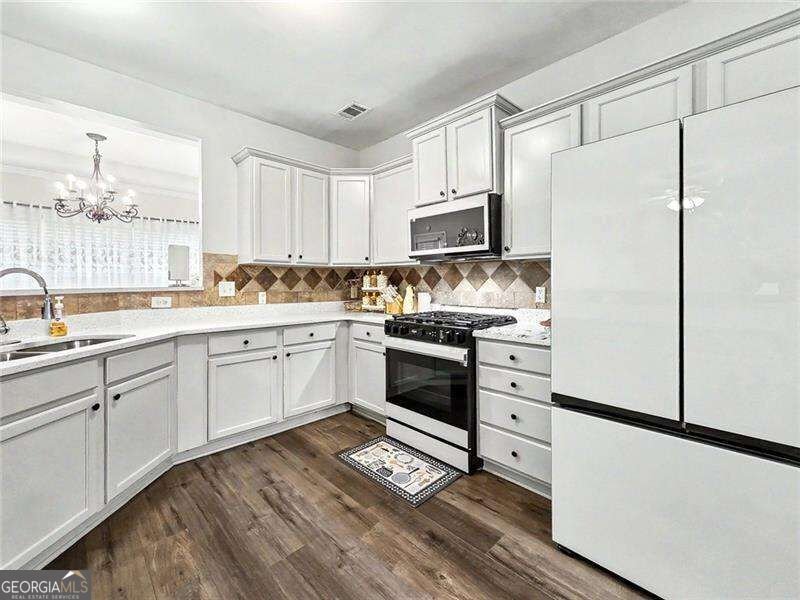 1641 Austin Meadows Drive Decatur - Photo 9
