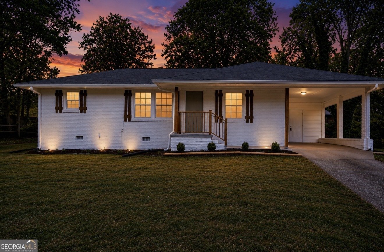 926 Green Valley Road Mableton - main photo