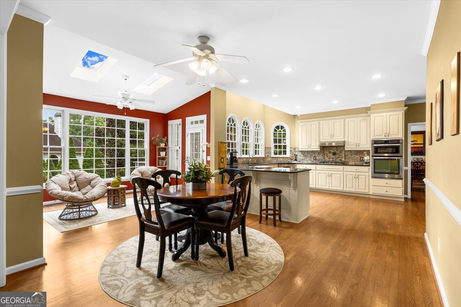 210 York Town Circle Johns Creek - Photo 16
