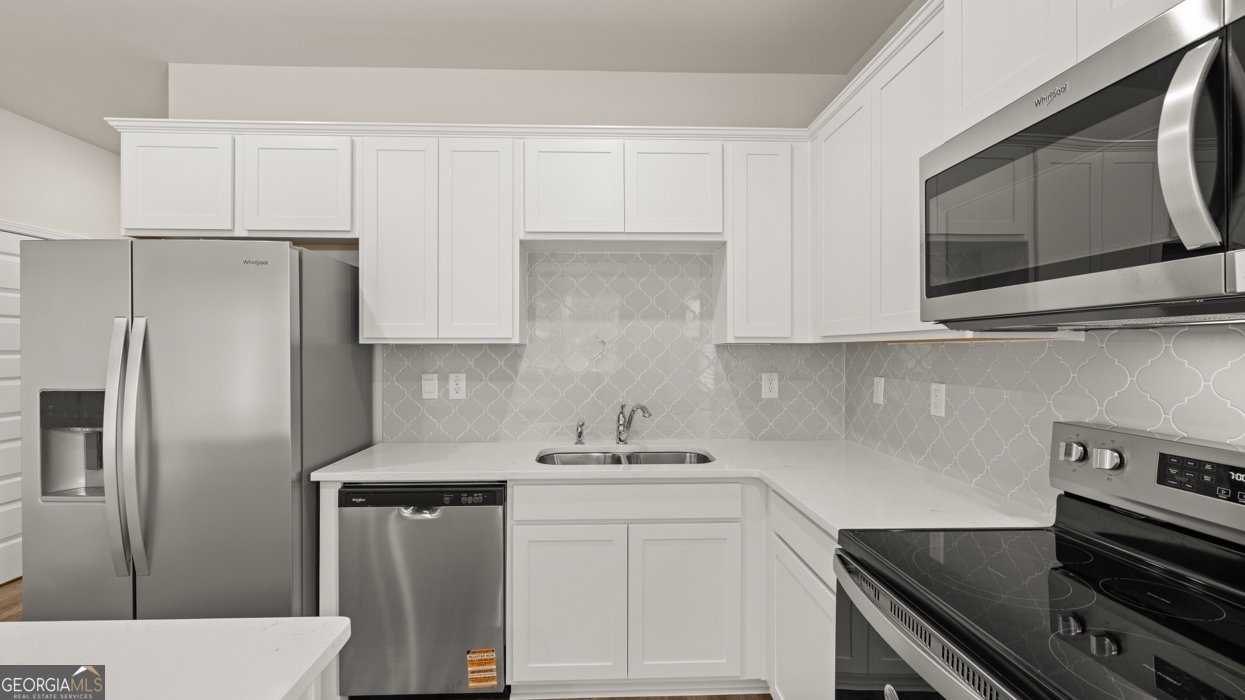 2033 Windward Road Stone Mountain - Photo 8