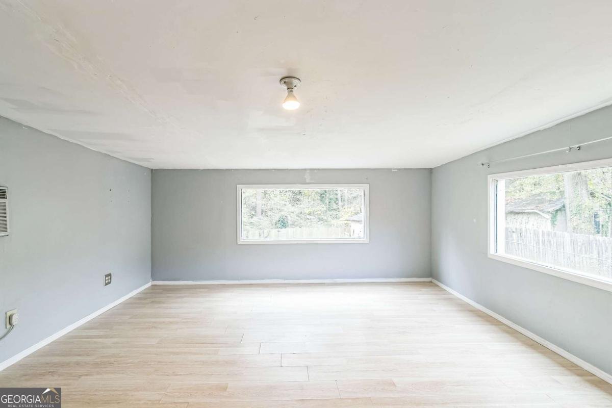 927 Slash Pine Road Forest Park - Photo 11