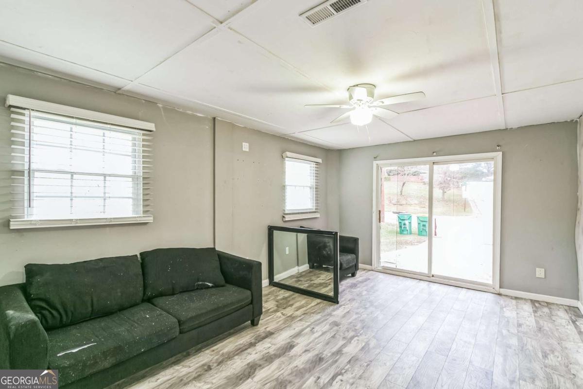 927 Slash Pine Road Forest Park - Photo 9
