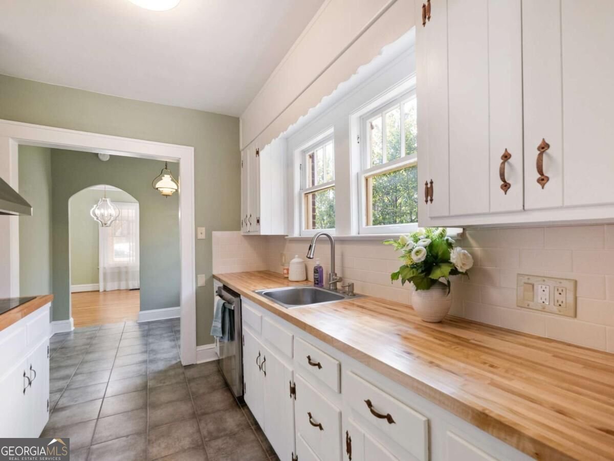 1391 Jefferson Avenue East Point - Photo 16
