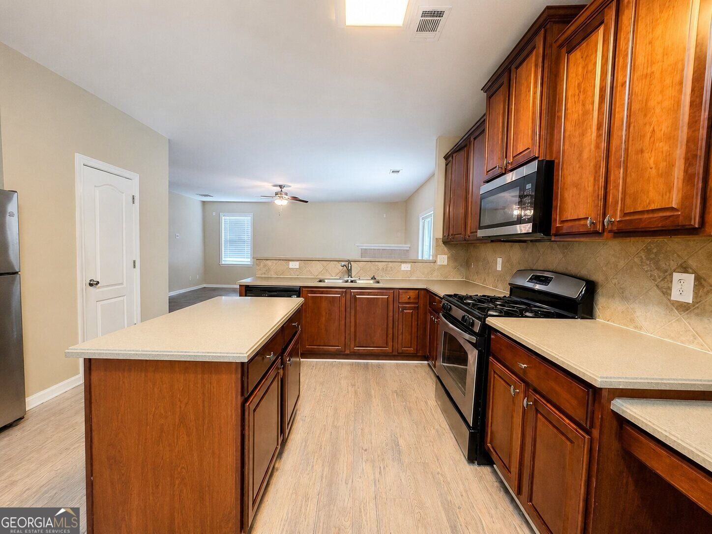 562 Preserve Park Drive Loganville - Photo 11