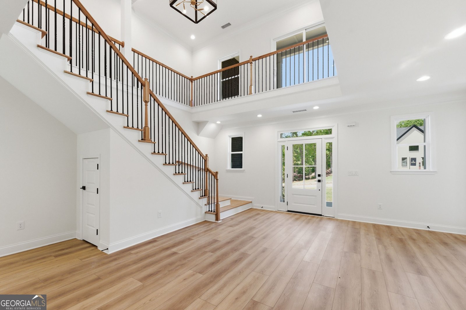 1016 Queens Bridge Way Griffin - Photo 10