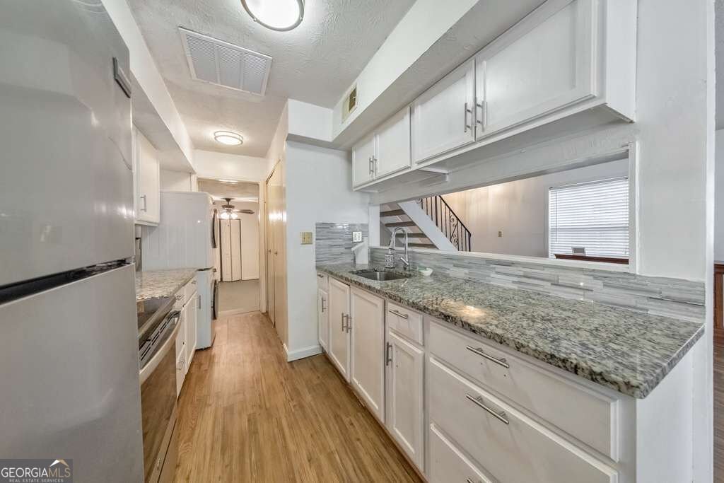 1313 Surrey Lane Marietta - Photo 9