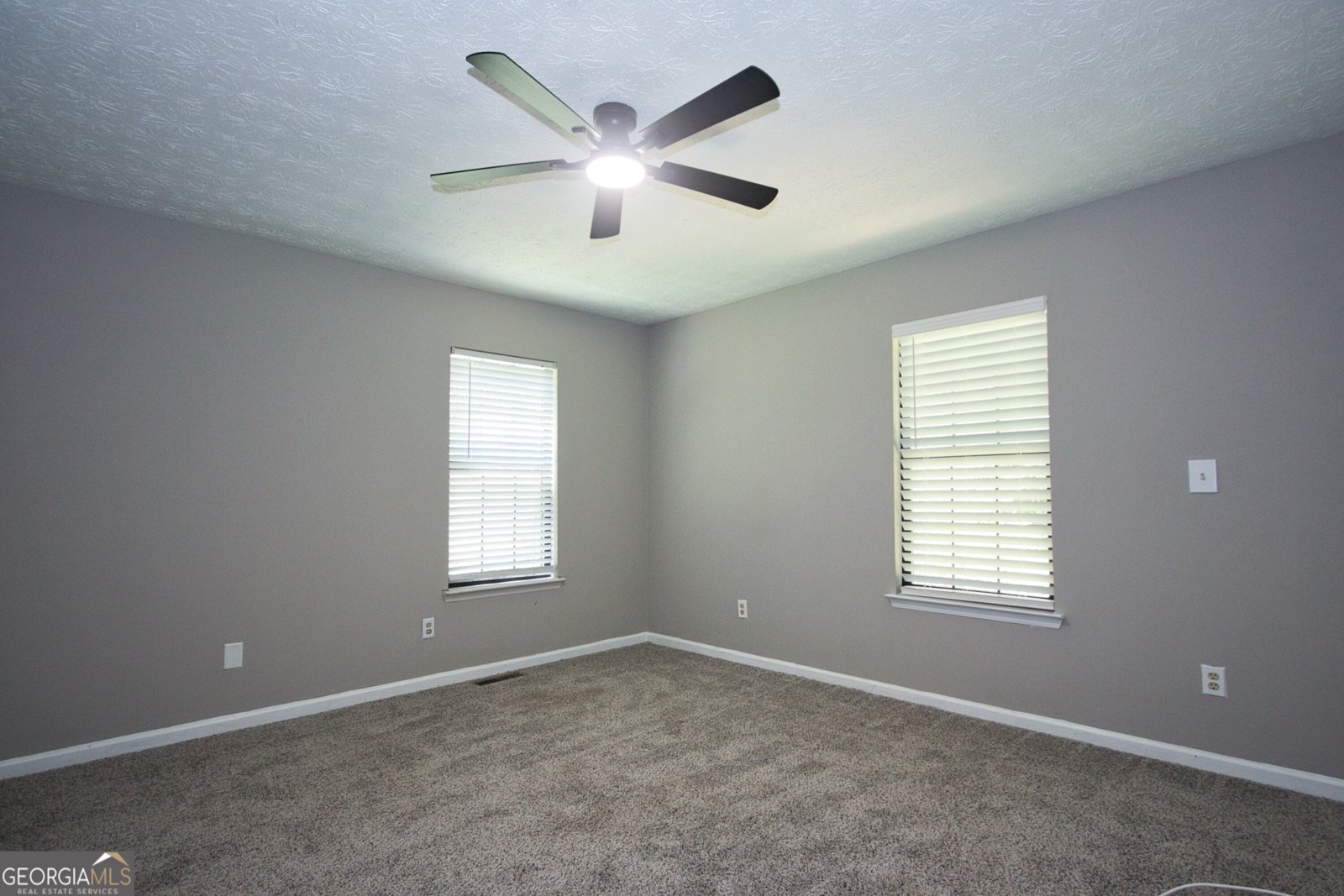 4685 Barnes Court Loganville - Photo 8