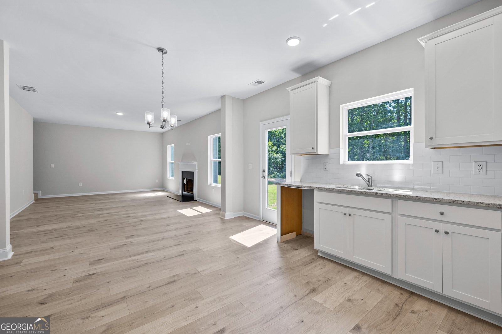 501 Charleston Place Villa Rica - Photo 22