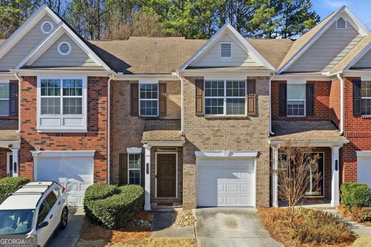 2347 Heritage Park Circle Kennesaw - main photo