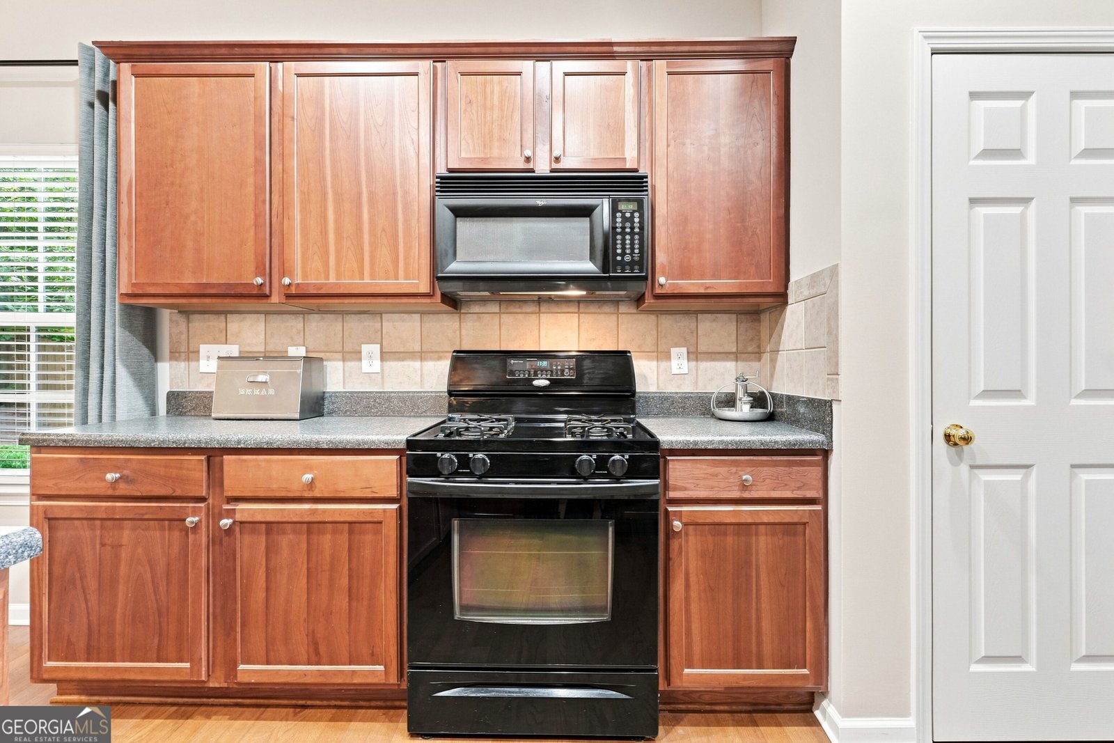 326 Tuggle Court Woodstock - Photo 13
