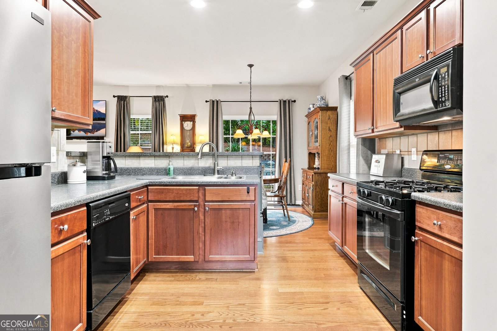 326 Tuggle Court Woodstock - Photo 14