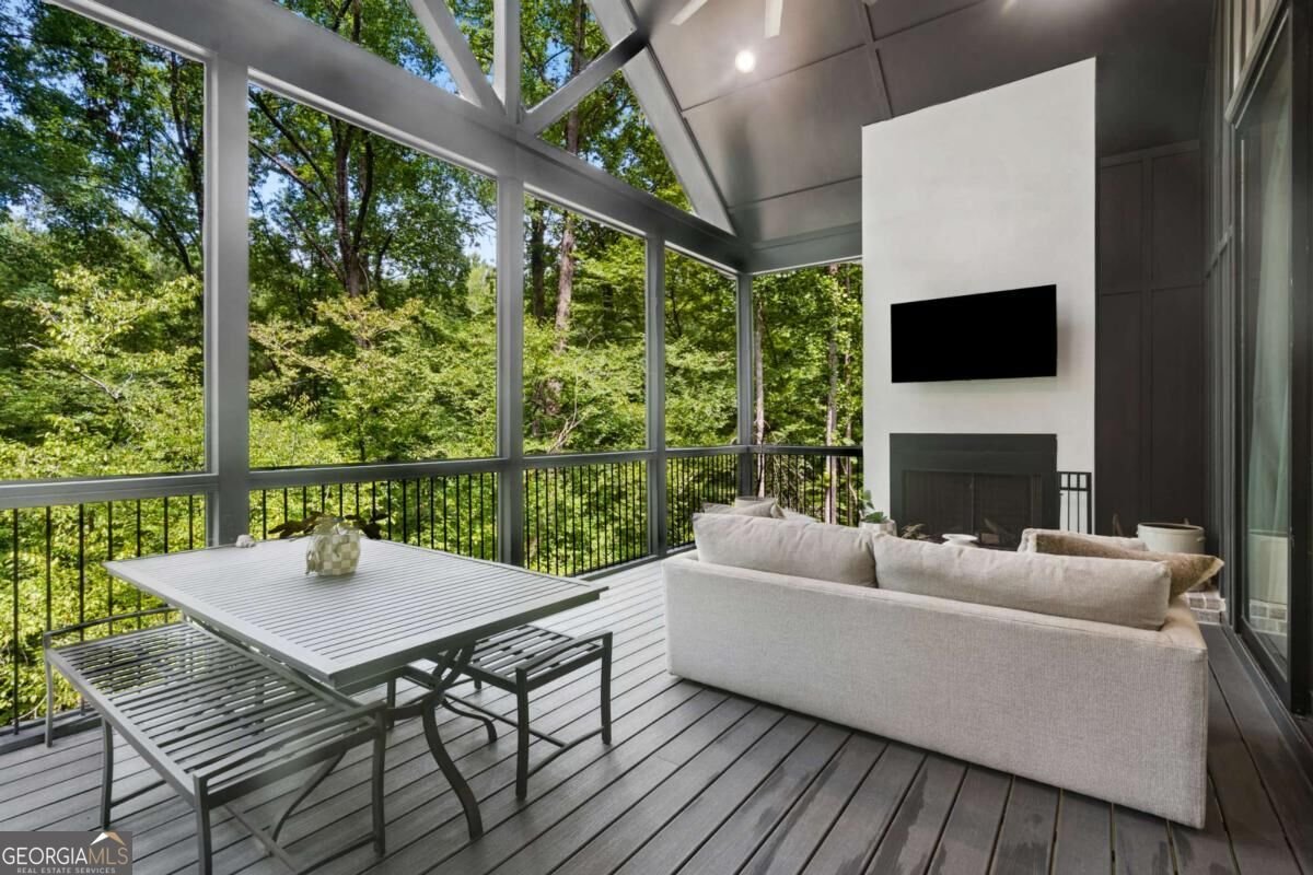 5676 Kennedy Road Suwanee - Photo 40