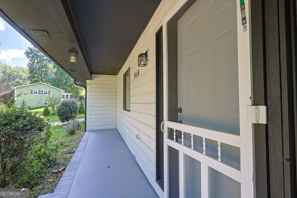 949 Marion Court Lithia Springs - Photo 6