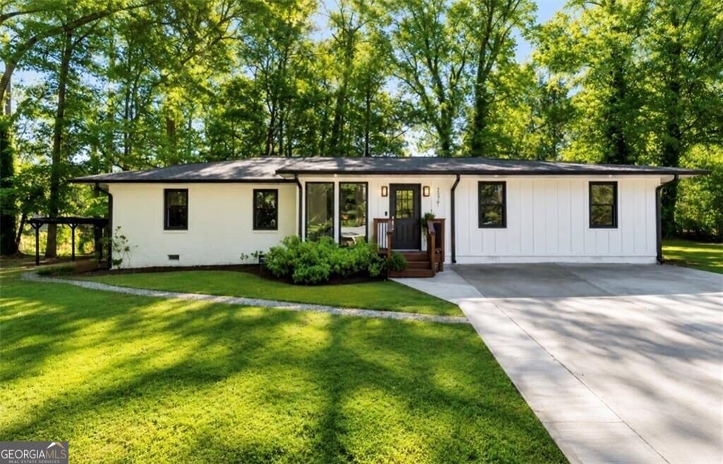 1558 Alverado Way Decatur - main photo